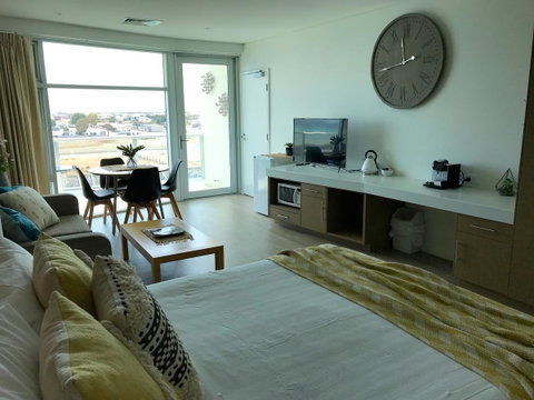 Ocean View Luxury Apartment & Suite - Tweed Heads Accommodation 13