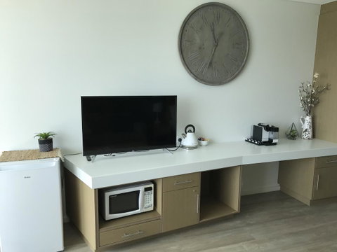 Ocean View Luxury Apartment & Suite - Tweed Heads Accommodation 32