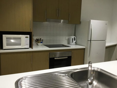 Wallaroo Marina Waterfront Luxe Apartment - Tweed Heads Accommodation 10