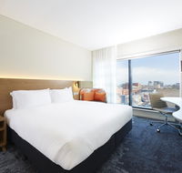 Holiday Inn Express Adelaide City Centre - Tweed Heads Accommodation