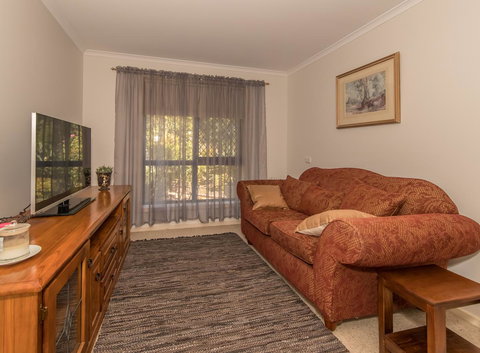 Tanunda\'s Magpie House - Tweed Heads Accommodation 9