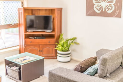 Tanunda\'s Magpie House - Tweed Heads Accommodation 14