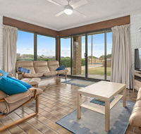 Sun  Surf Aldinga Beach Apartment - Tweed Heads Accommodation