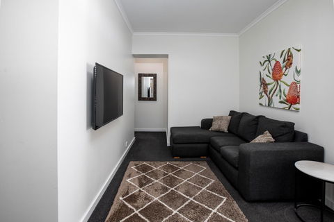 Bay 10 - Suites And Apartments - Tweed Heads Accommodation 2