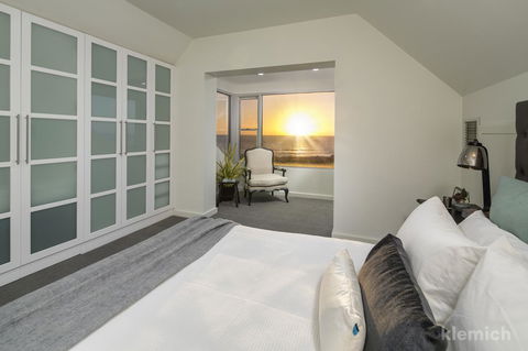 The Beach House @ Grange - Tweed Heads Accommodation 5