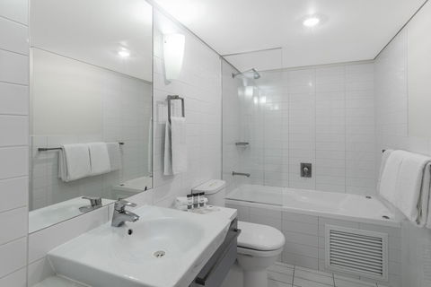 Oaks Adelaide Horizons Suites - Tweed Heads Accommodation 4