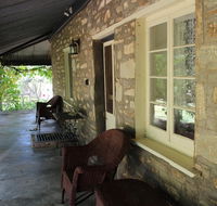 Hillside Cottage - Tweed Heads Accommodation