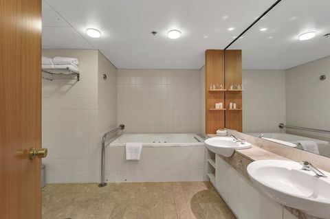 Stamford Plaza Adelaide - Tweed Heads Accommodation 29