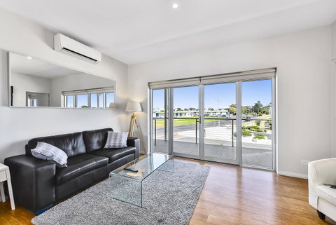 Aloha Waterfront Properties - Tweed Heads Accommodation 26