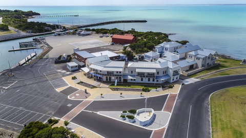 Aloha Waterfront Properties - Tweed Heads Accommodation 1