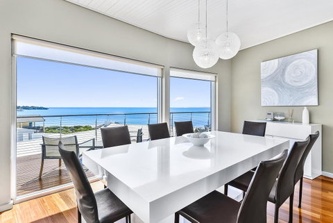Aloha Waterfront Properties - Tweed Heads Accommodation 11