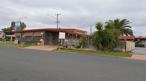Ardeanal Motel - Tweed Heads Accommodation 5