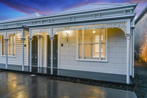 Aloha Central Luxury Apartments - Tweed Heads Accommodation 1