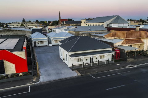 Aloha Central Luxury Apartments - Tweed Heads Accommodation 7
