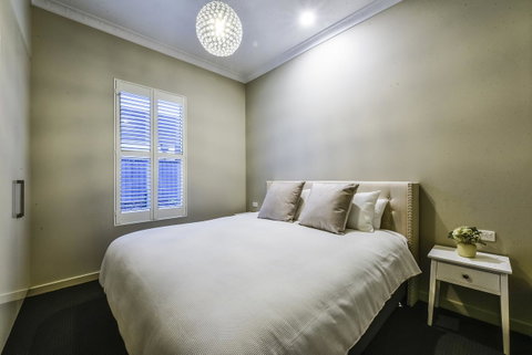 Aloha Central Luxury Apartments - Tweed Heads Accommodation 4