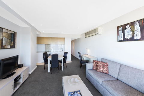 IStay Precinct Adelaide - Tweed Heads Accommodation 21