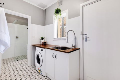 Cute And Cosy - Events, Workers, Getaways - Tweed Heads Accommodation 11