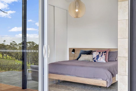 Shadow Creek McLaren Vale - Tweed Heads Accommodation 7