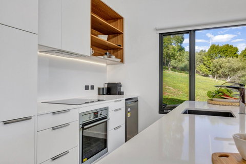 Shadow Creek McLaren Vale - Tweed Heads Accommodation 10