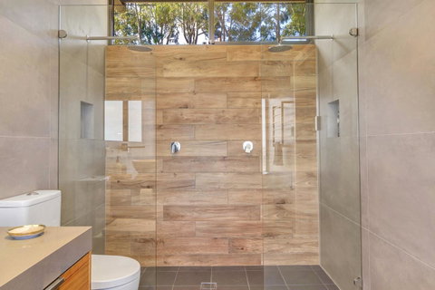 Shadow Creek McLaren Vale - Tweed Heads Accommodation 15