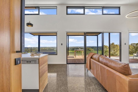 Shadow Creek McLaren Vale - Tweed Heads Accommodation 2