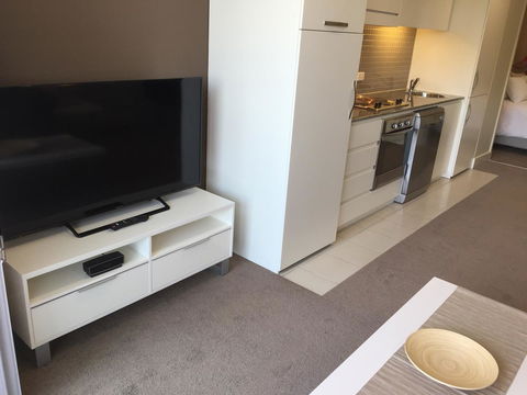 Beachside Luxury Getaway In Glenelg - Tweed Heads Accommodation 10