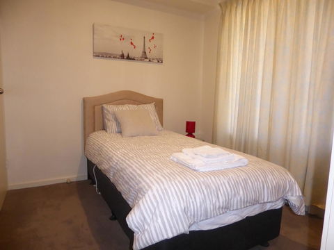 Adelaide City Apartment - 3br, 2bath & Carpark - Tweed Heads Accommodation 15