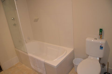 Adelaide City Apartment - 3br, 2bath & Carpark - Tweed Heads Accommodation 16