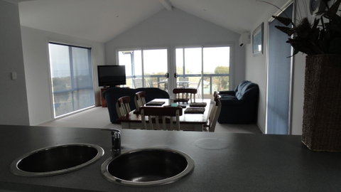 Kangaroo Island Bayview Villas - Tweed Heads Accommodation 1
