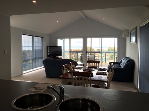 Kangaroo Island Bayview Villas - Tweed Heads Accommodation 16