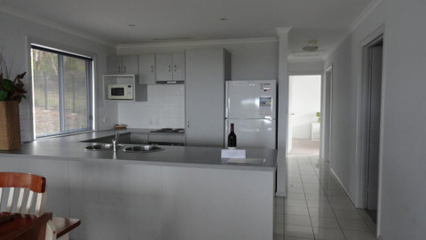 Kangaroo Island Bayview Villas - Tweed Heads Accommodation 2