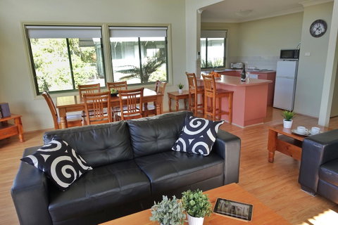 SkyView Villa - Tweed Heads Accommodation 7