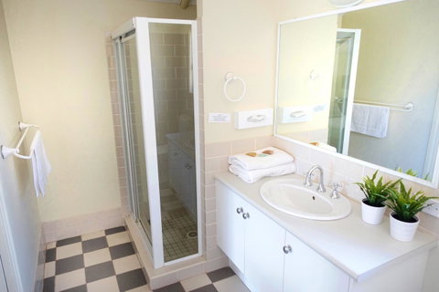 SkyView Villa - Tweed Heads Accommodation 18