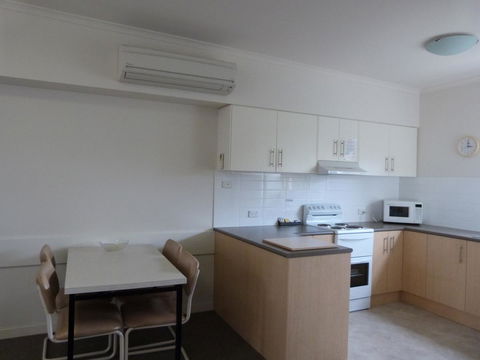 Glenelg Holiday Apartments - Corfu - Tweed Heads Accommodation 7