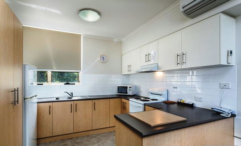 Glenelg Holiday Apartments - Corfu - Tweed Heads Accommodation 4