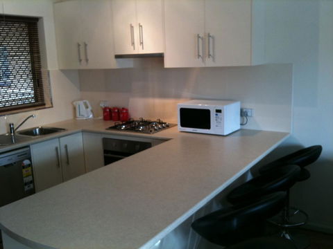 Adelaide - Semaphore Beach Front - Tweed Heads Accommodation 11