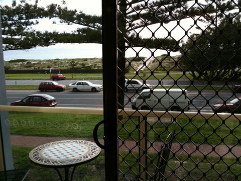 Adelaide - Semaphore Beach Front - Tweed Heads Accommodation 9