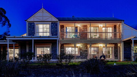 Angaston House - Tweed Heads Accommodation 0
