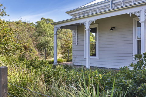 Grandview Accommodation - The Elm Tree Apartments - Tweed Heads Accommodation 28
