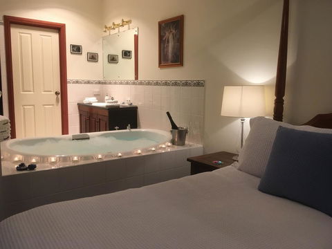 Wine And Roses Bed And Breakfast - Tweed Heads Accommodation 23