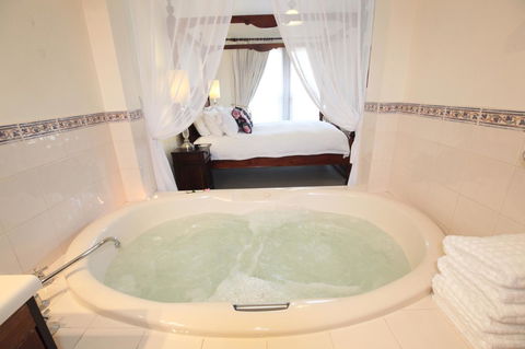 Wine And Roses Bed And Breakfast - Tweed Heads Accommodation 15
