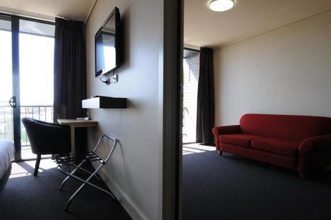 Mansfield Park Hotel - Tweed Heads Accommodation 2