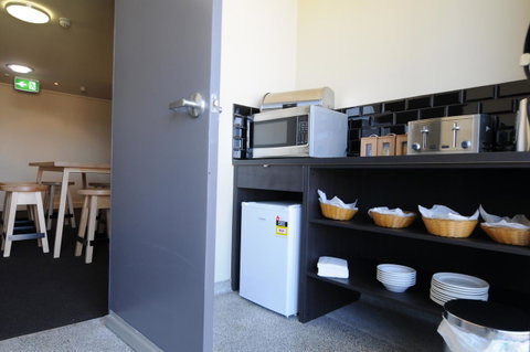 Mansfield Park Hotel - Tweed Heads Accommodation 6