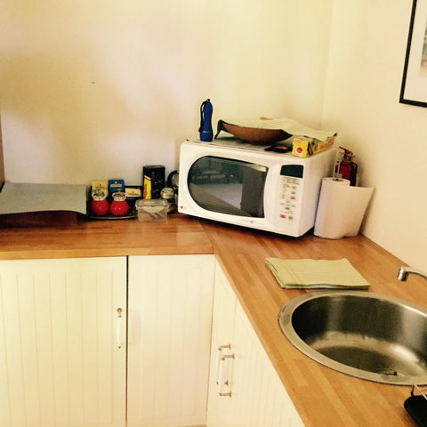 STUDIO ECHUNGA Adelaide Hills - Tweed Heads Accommodation 11