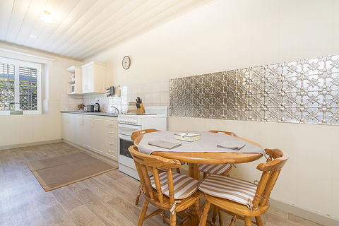 Stoneleigh Cottage Bed And Breakfast - Tweed Heads Accommodation 6