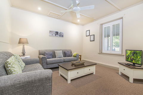 Stoneleigh Cottage Bed And Breakfast - Tweed Heads Accommodation 4