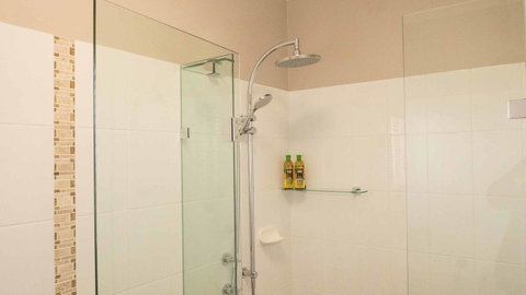 Rezare House Bed & Breakfast - Tweed Heads Accommodation 24