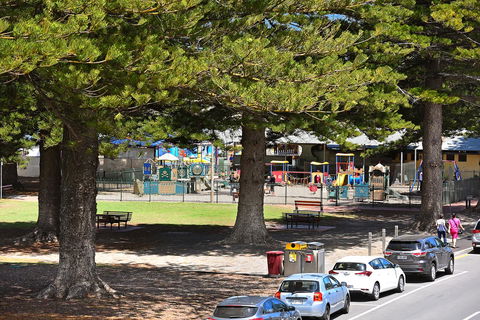 Breeze Beachfront Apartment - Tweed Heads Accommodation 2