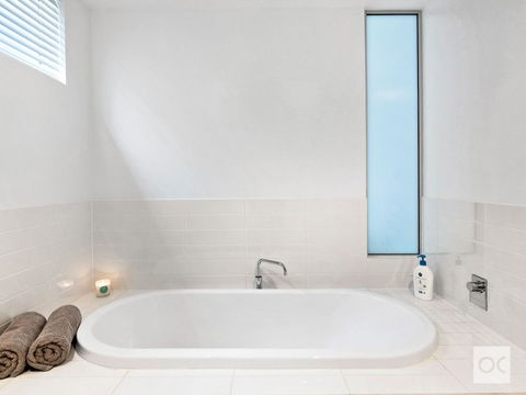 Breeze Beachfront Apartment - Tweed Heads Accommodation 30