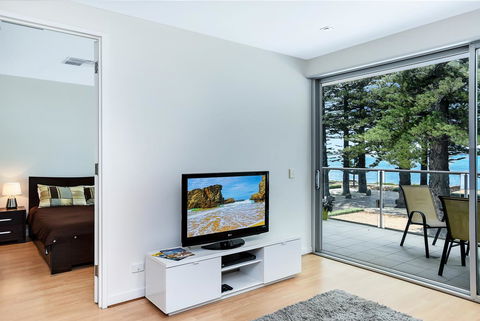 Breeze Beachfront Apartment - Tweed Heads Accommodation 7
